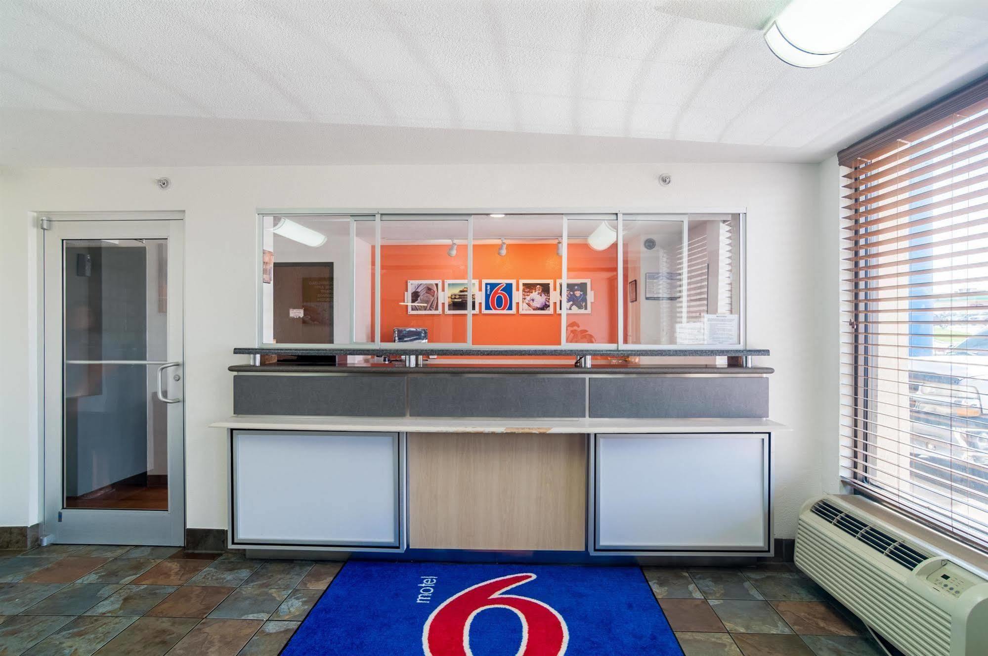 Motel 6-Oklahoma City, Ok - South Екстер'єр фото